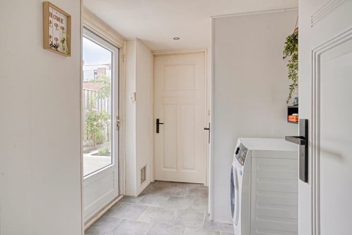 Foto 18 van Ernst Casimirstraat 4