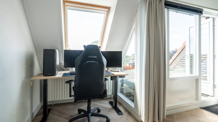 Foto 9 van Lisdodde 76