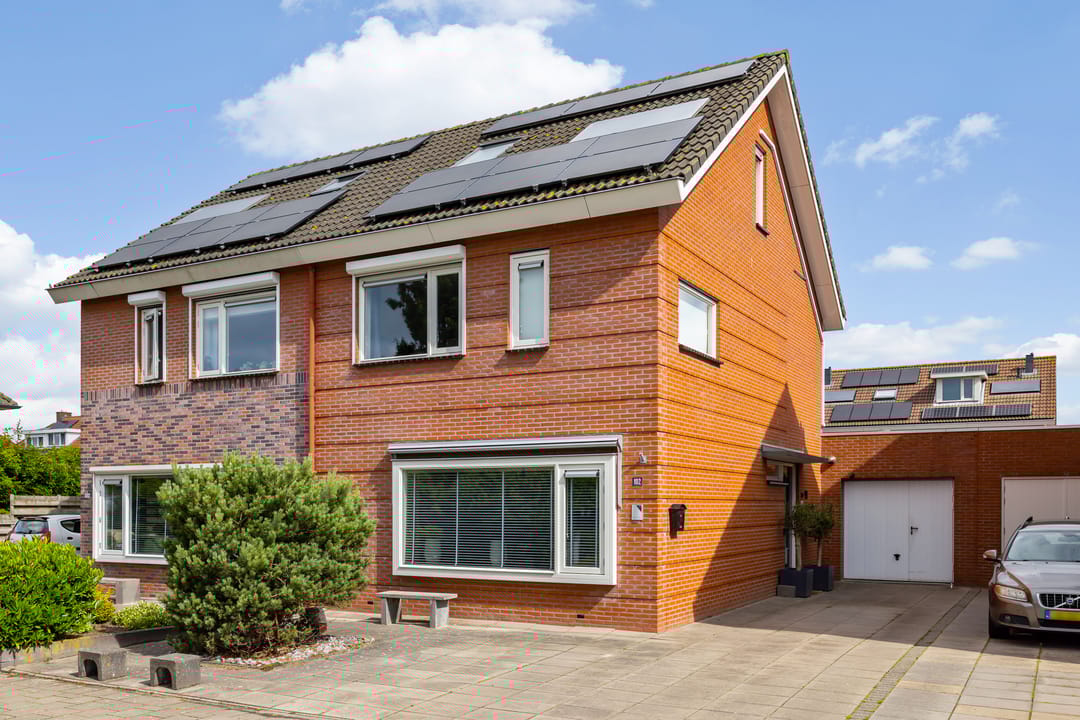 Foto 1 van Ytsjesân 102