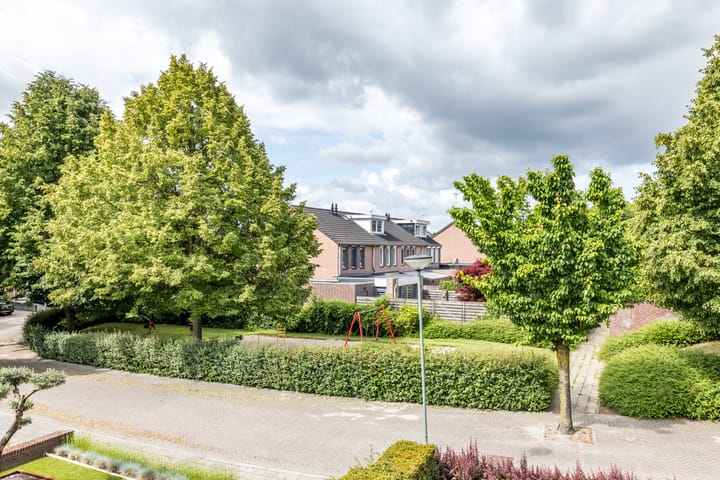 Foto 33 van Casimir Ubaghslaan 44