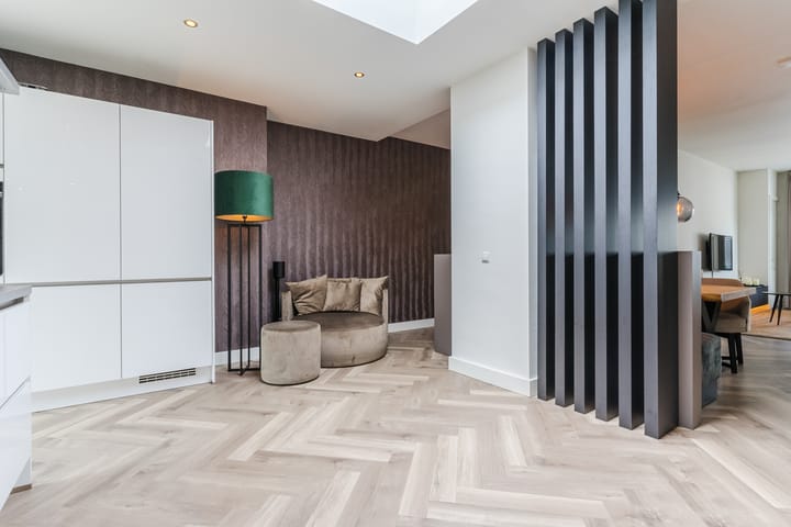 Photo 19 of Zeelsterstraat 217