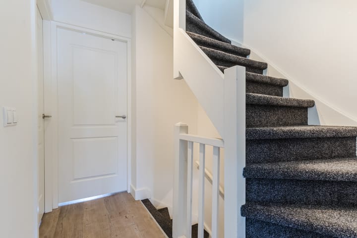 Photo 21 of Zeelsterstraat 217