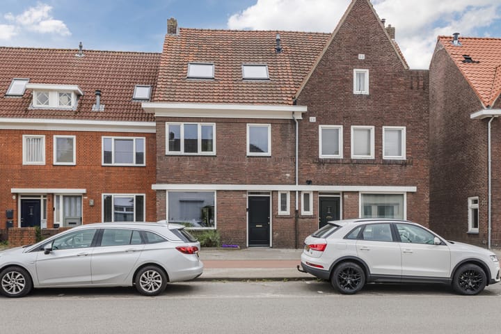 Photo 45 of Zeelsterstraat 217