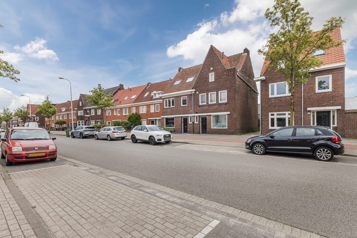 Photo 48 of Zeelsterstraat 217