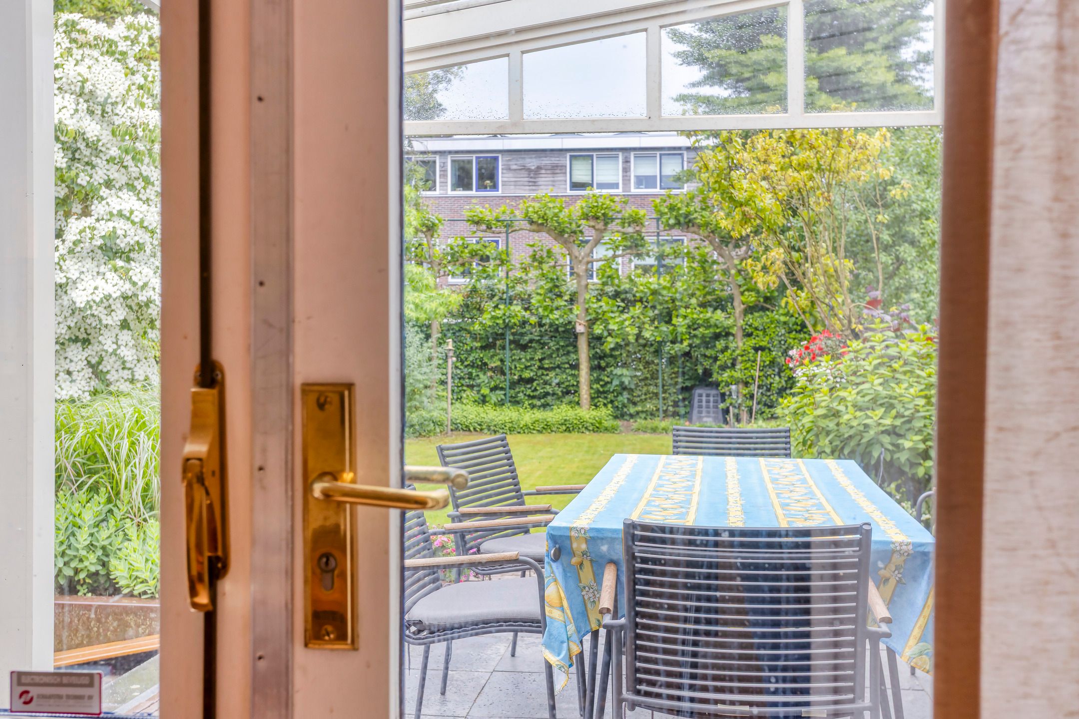 Photo 24 of Bornsestraat 65