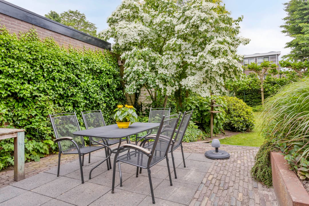 Photo 52 of Bornsestraat 65