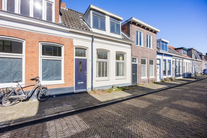 Foto 32 van Martenstraat 14