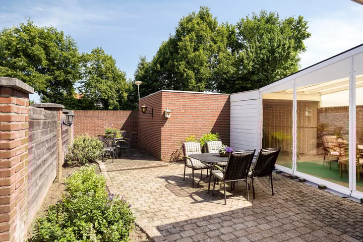 Foto 2 van Clarastraat 22