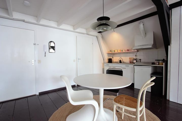 Photo 3 of Helmsteeg 4-A