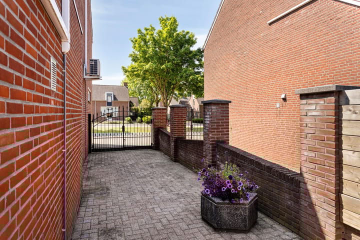 Foto 22 van Clarastraat 22