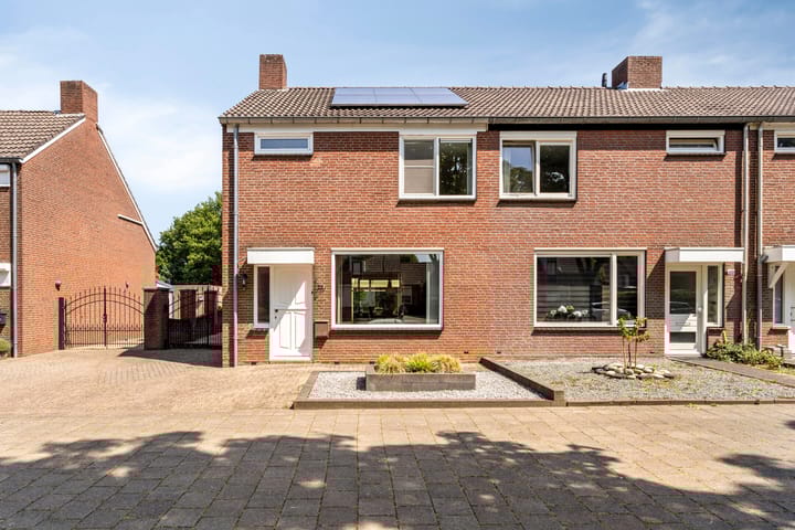 Foto 30 van Clarastraat 22