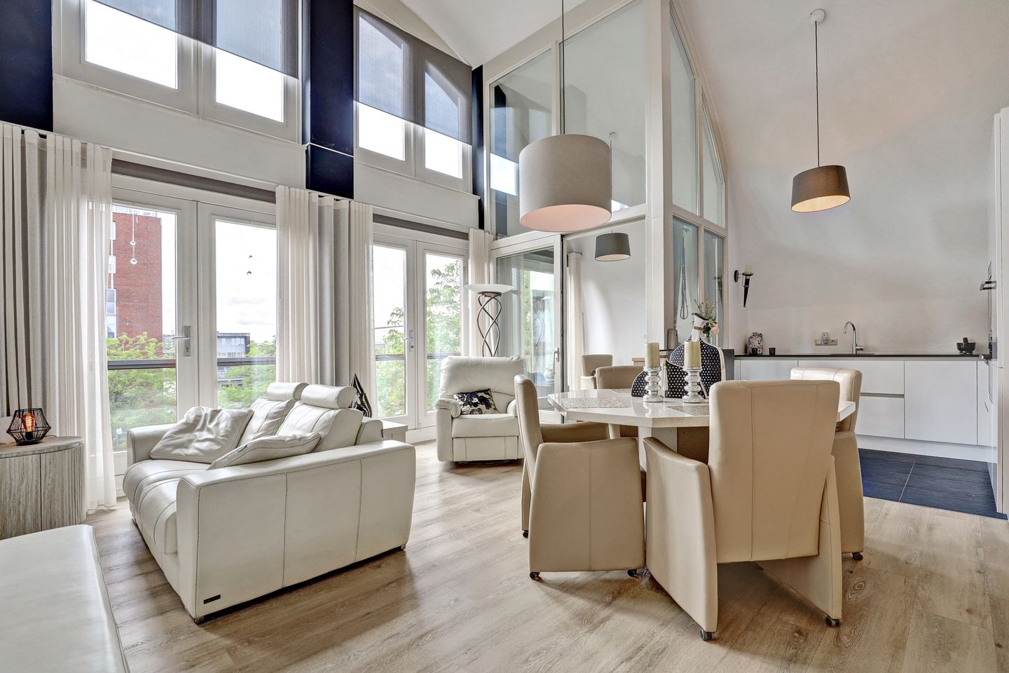 Photo 5 of Carleyspassage 23