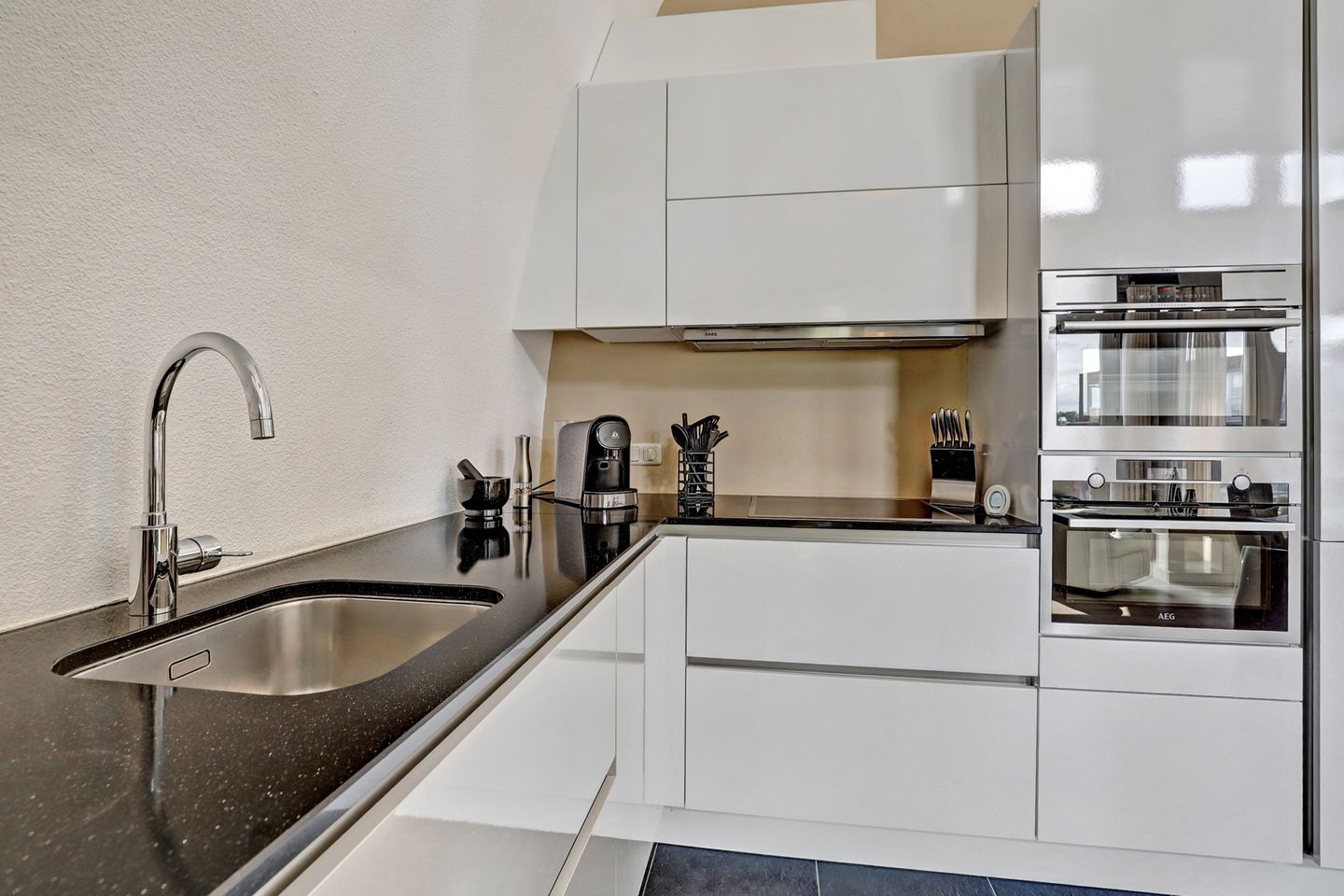 Photo 10 of Carleyspassage 23