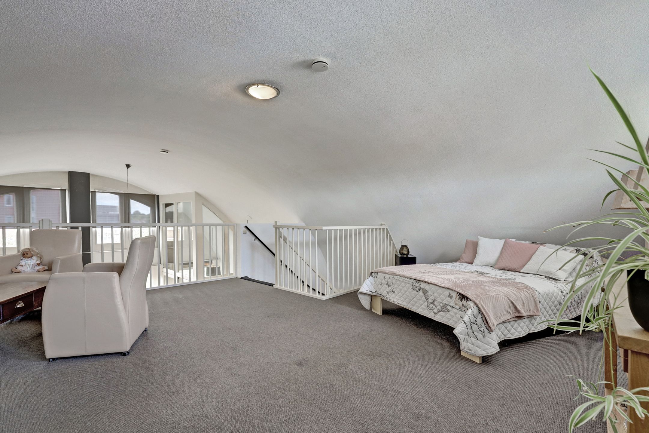 Photo 15 of Carleyspassage 23