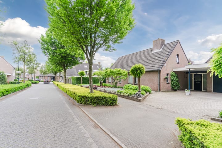 Photo 5 of De Hoeven 2