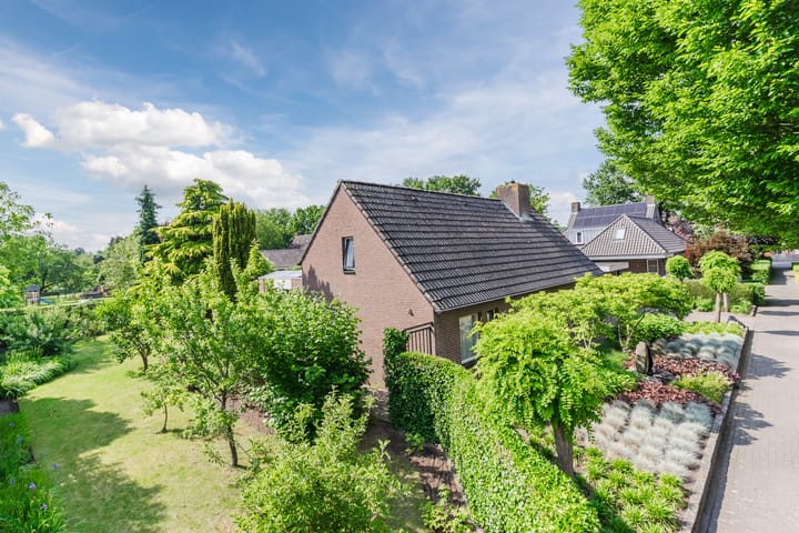 Photo 8 of De Hoeven 2