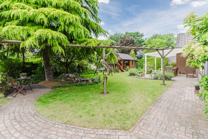 Photo 4 of De Hoeven 2