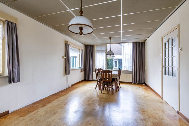 Photo 10 of Lauermanstraat 11