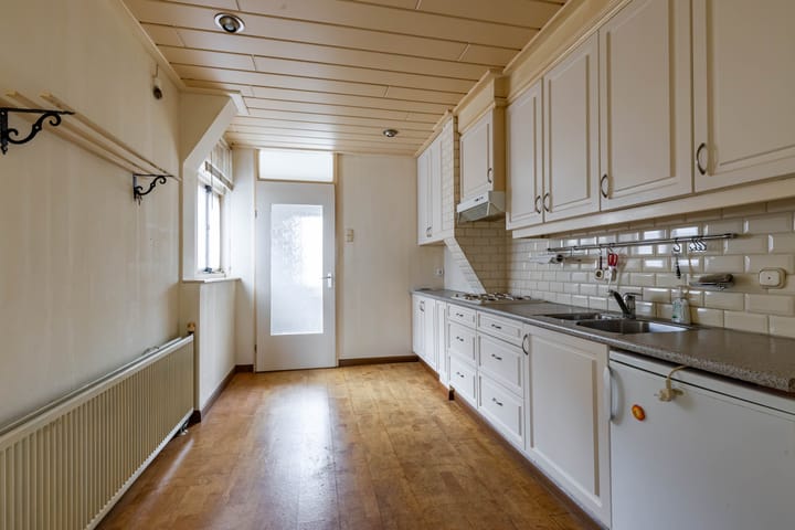 Photo 12 of Lauermanstraat 11