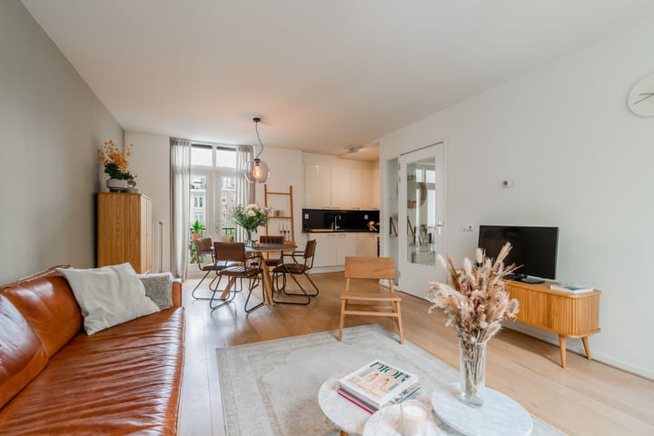 Foto 2 van Marowijnestraat 14-2