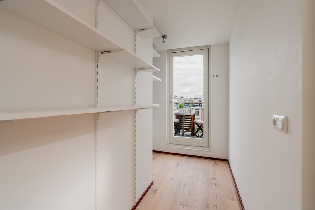 Foto 26 van Marowijnestraat 14-2