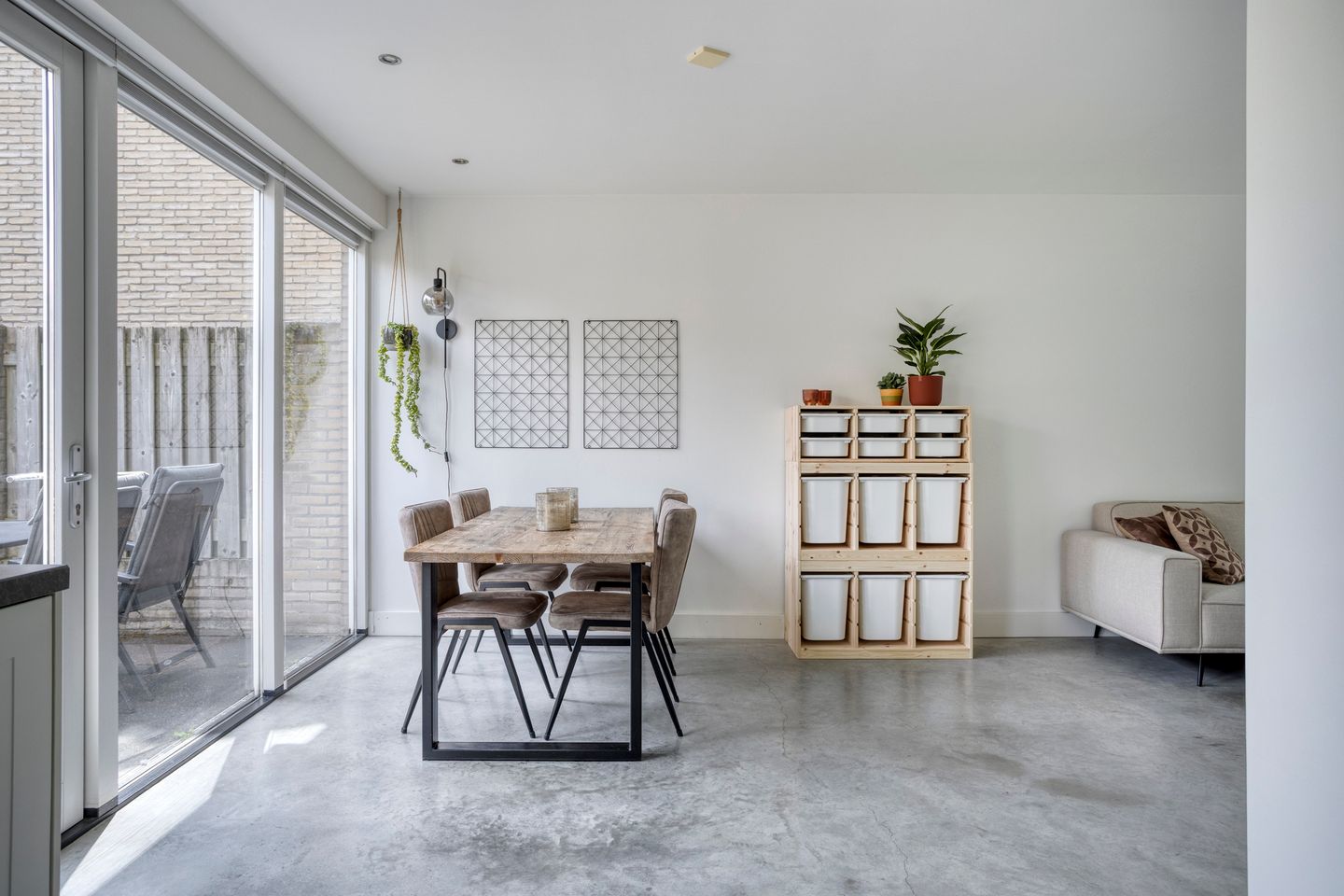 Photo 10 of Prins Bernhardstraat 9