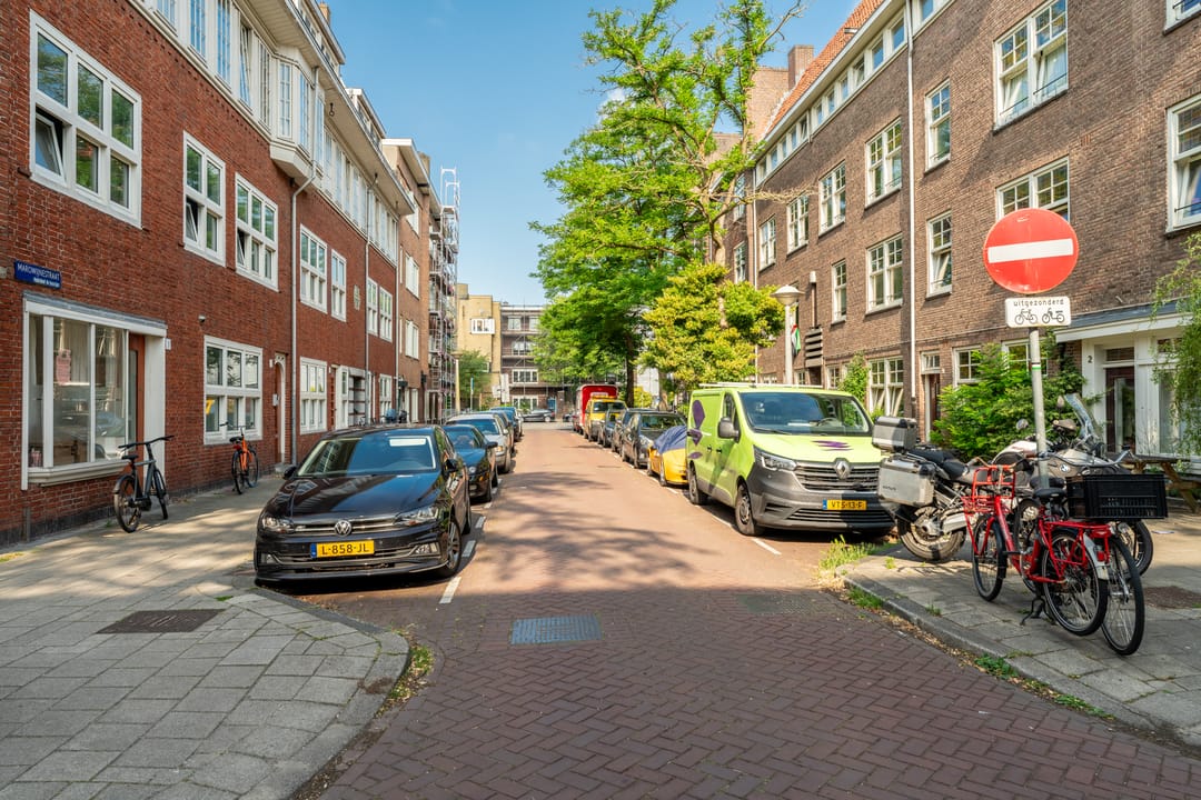 Foto 31 van Marowijnestraat 14-2