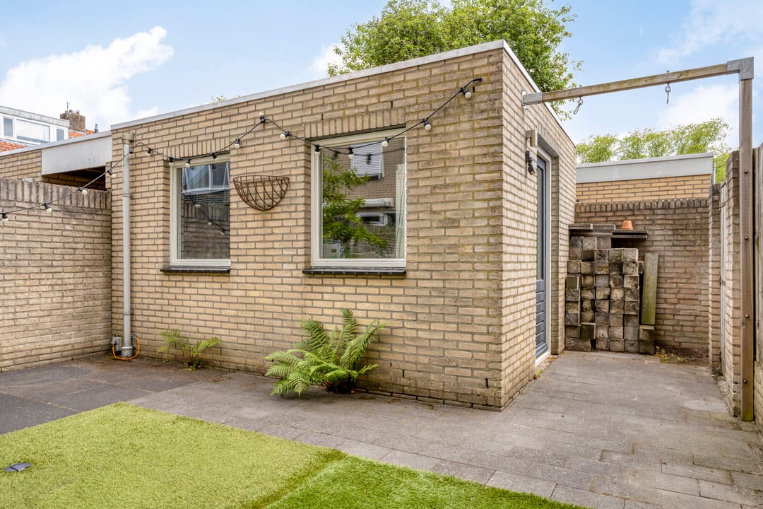 Photo 31 of Prins Bernhardstraat 9