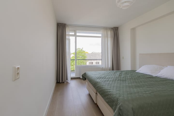 Photo 12 of Ambonstraat 66