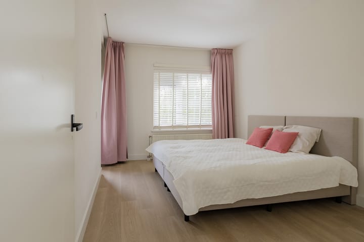 Photo 13 of Ambonstraat 66