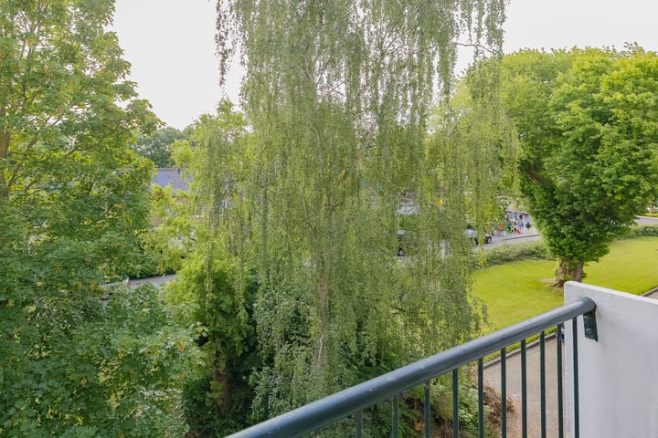 Photo 25 of Ambonstraat 66