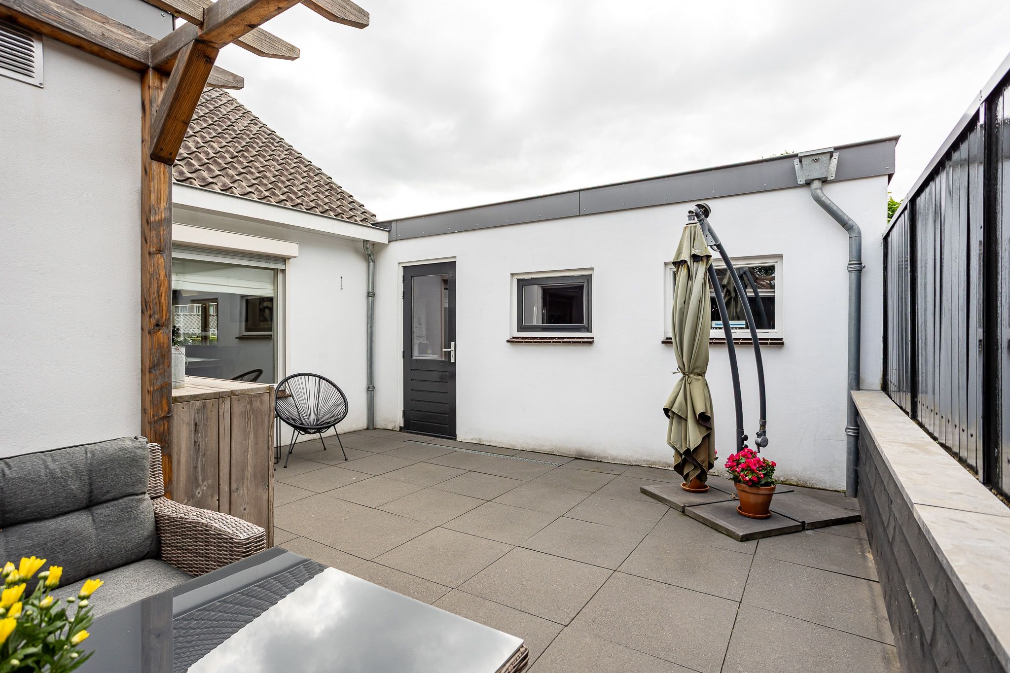 Photo 39 of Goudenregenstraat 3