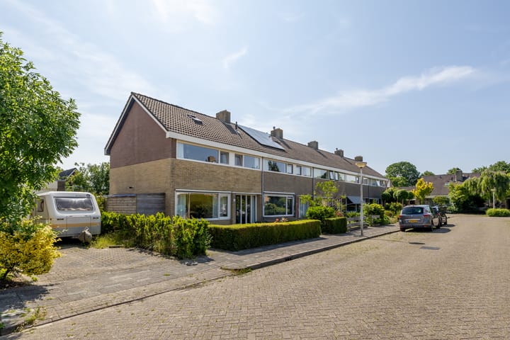 Foto 10 van Finne 48