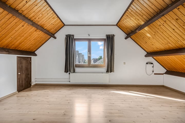 Photo 25 of Hertespoor 22