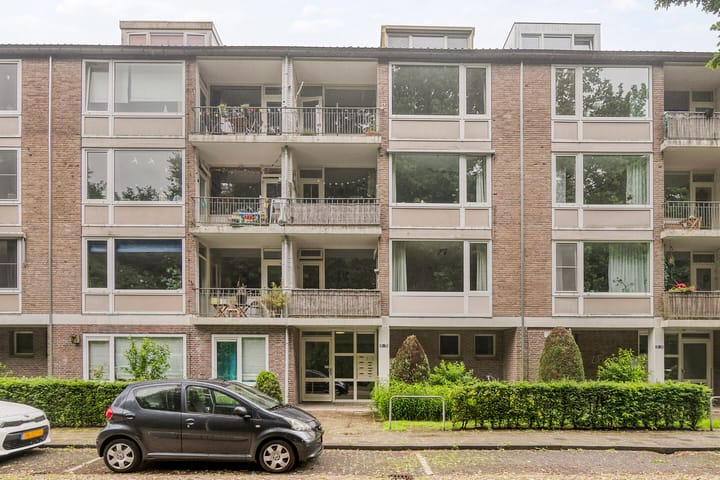Photo 24 of Johan Wagenaarstraat 20-D