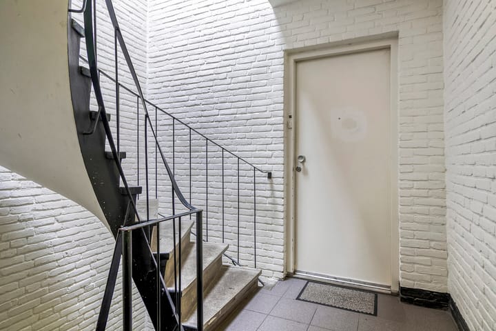 Photo 27 of Johan Wagenaarstraat 20-D