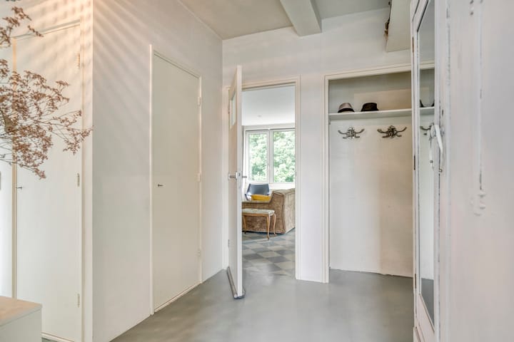 Photo 15 of Johan Wagenaarstraat 20-D