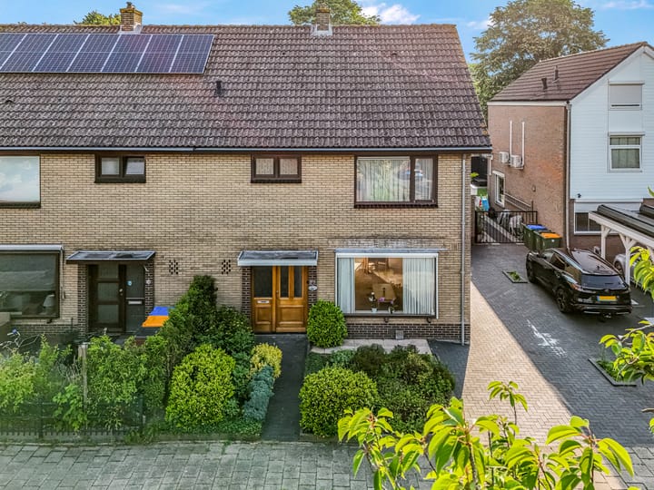 Photo 42 of Hertespoor 22