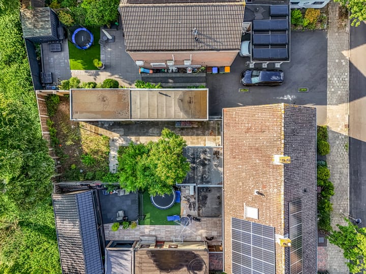 Photo 46 of Hertespoor 22