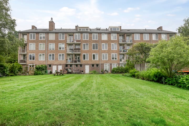 Photo 28 of Johan Wagenaarstraat 20-D