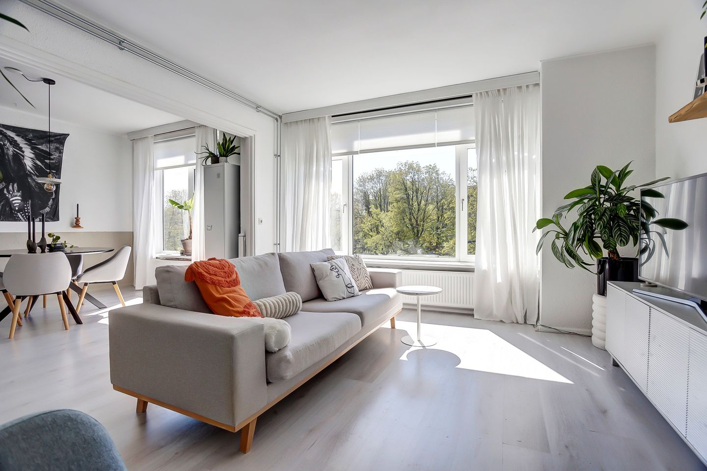 Photo 10 of Huissensestraat 115-3