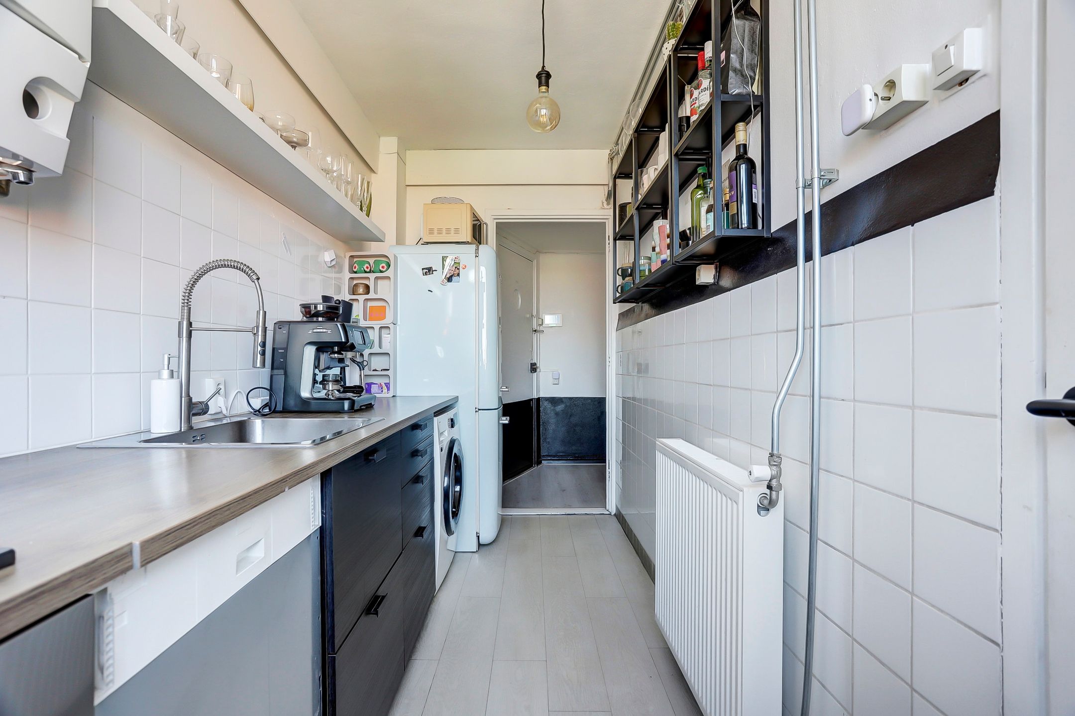 Photo 18 of Huissensestraat 115-3