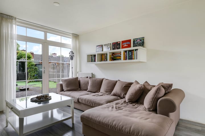 Photo 12 of Cremerstraat 58