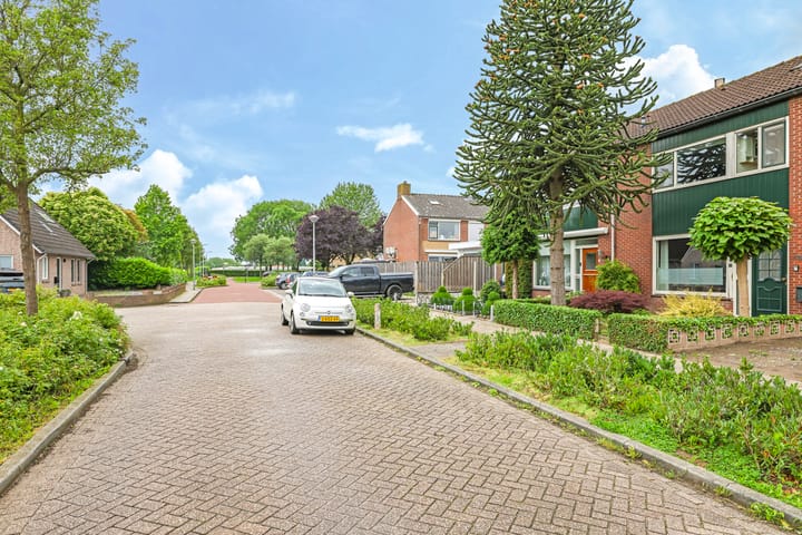 Photo 61 of Cremerstraat 58