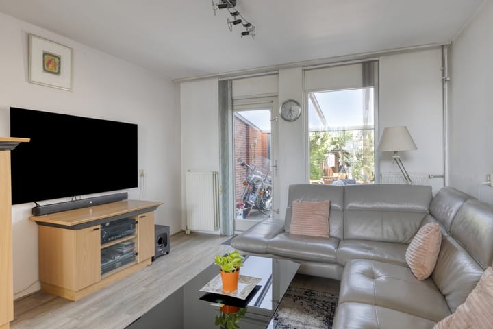 Foto 8 van Frederikstraat 61