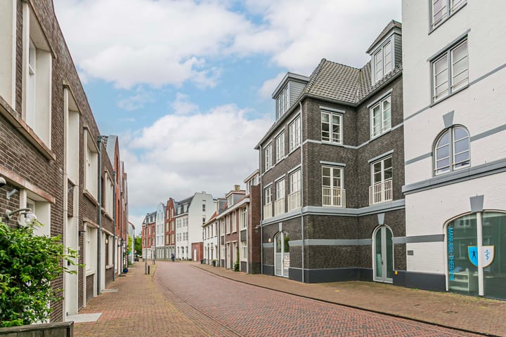 Foto 27 van J. Reyneke van Stuwestraat 8