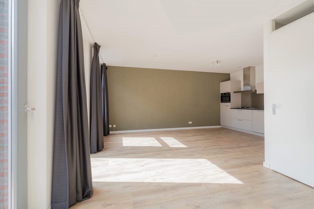 Photo 7 of Hooftstraat 39