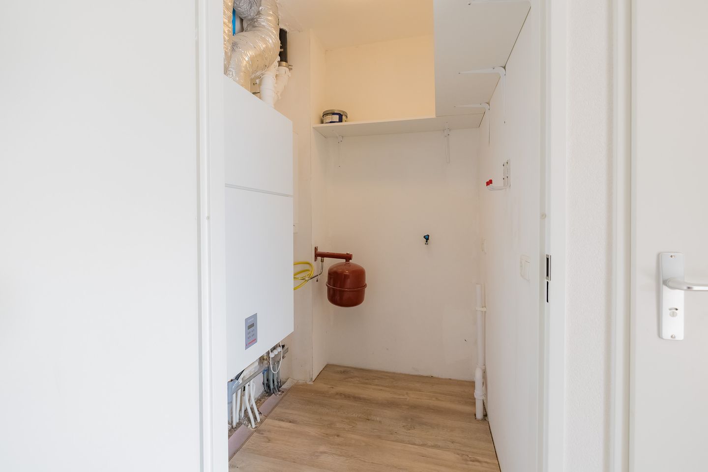 Photo 19 of Hooftstraat 39