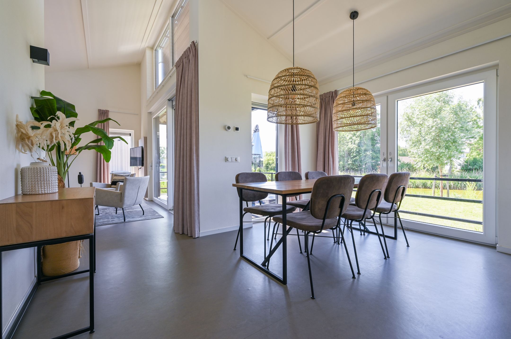 Foto 9 van Nieuwesluisweg 1-A712