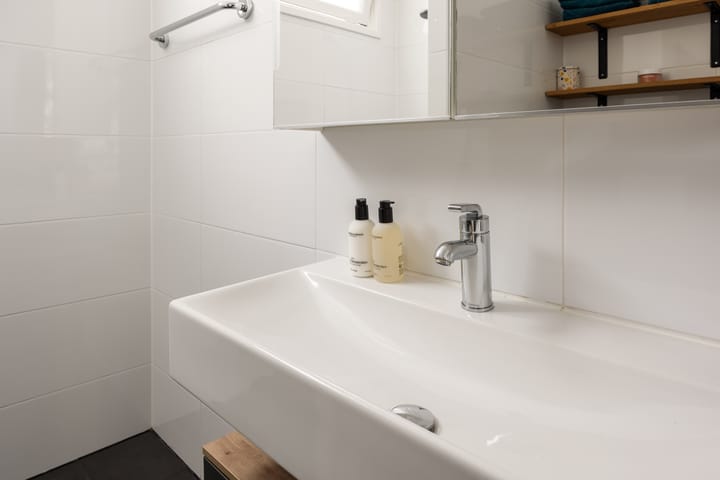 Photo 36 of Swammerdamstraat 6-2